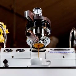 La Marzocco GS3 Espresso Machine Manual Paddle Version 18 La Marzocco GS3 Espresso Machine Manual Paddle Version